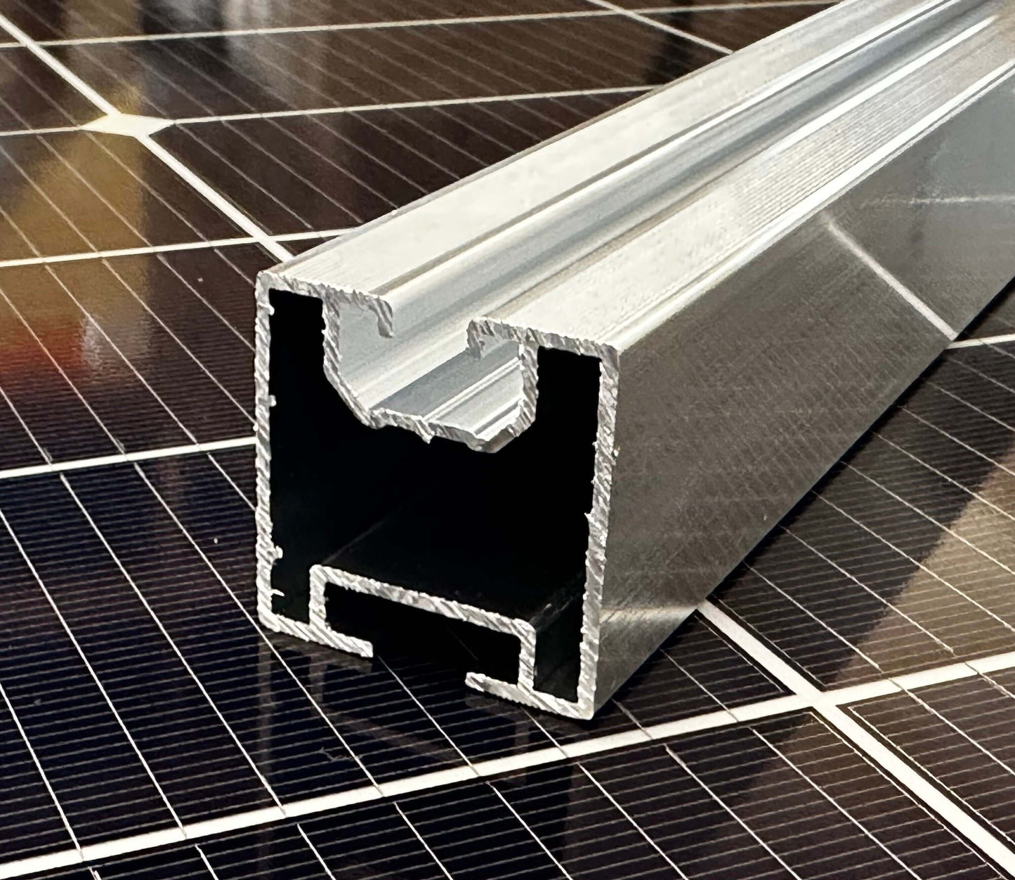 Solarschiene 40x40 Nutenstein | Solisar Solar