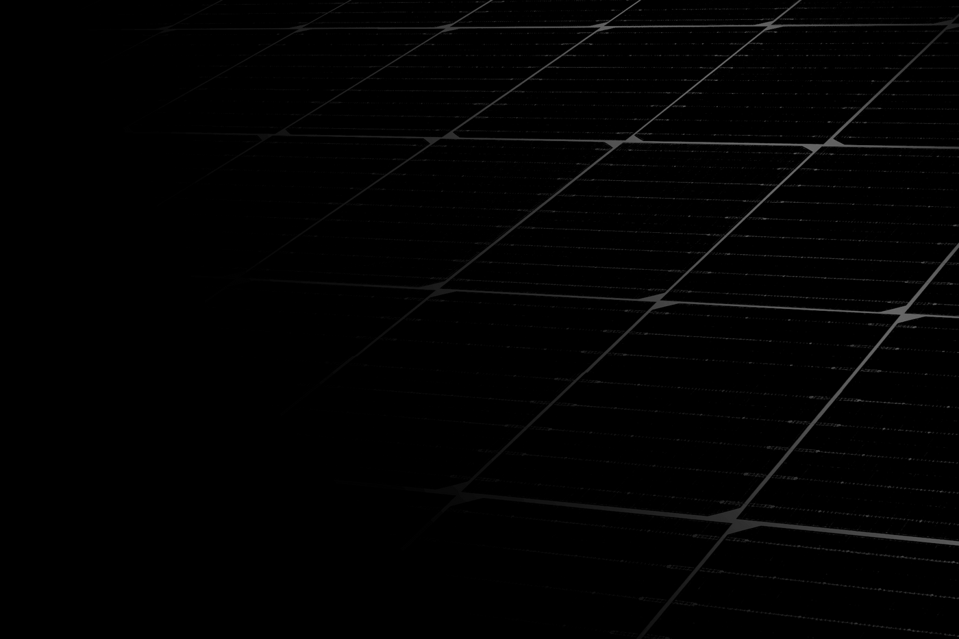 Das Rastermuster eines Balkonkraftwerks wird von reinem Schwarz überlagert, um die Full-Black-Technologie anzudeuten.